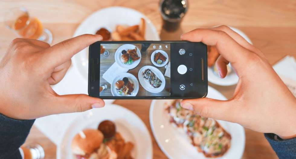 In diesem Blogpost erklären wir Ihnen alles Wissenswerte zum Thema Influencer und Blogger Relations.