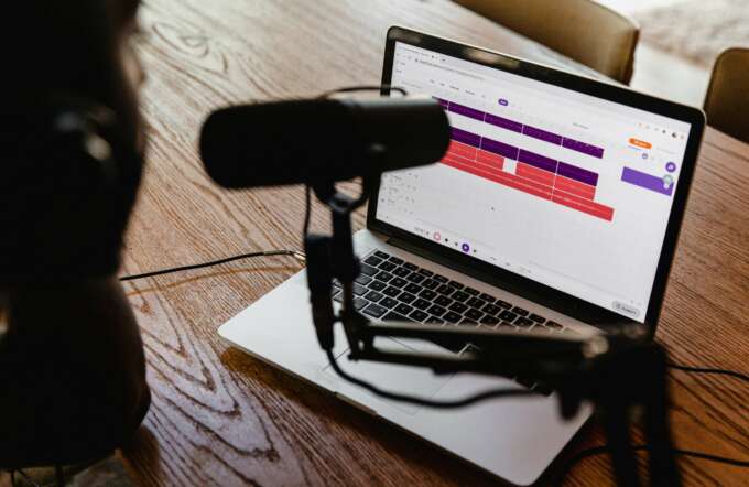 Wir zeigen, was man bei einem F&B-Podcast beachten muss